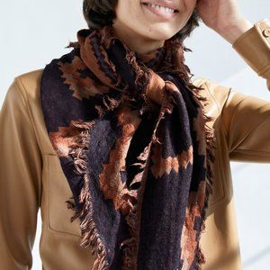*Like-New* Wilfred Diamond Mosaic Triangle Scarf
